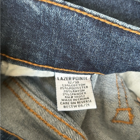 Lazer Pointe Ripped Jeans - Picture 6 of 6